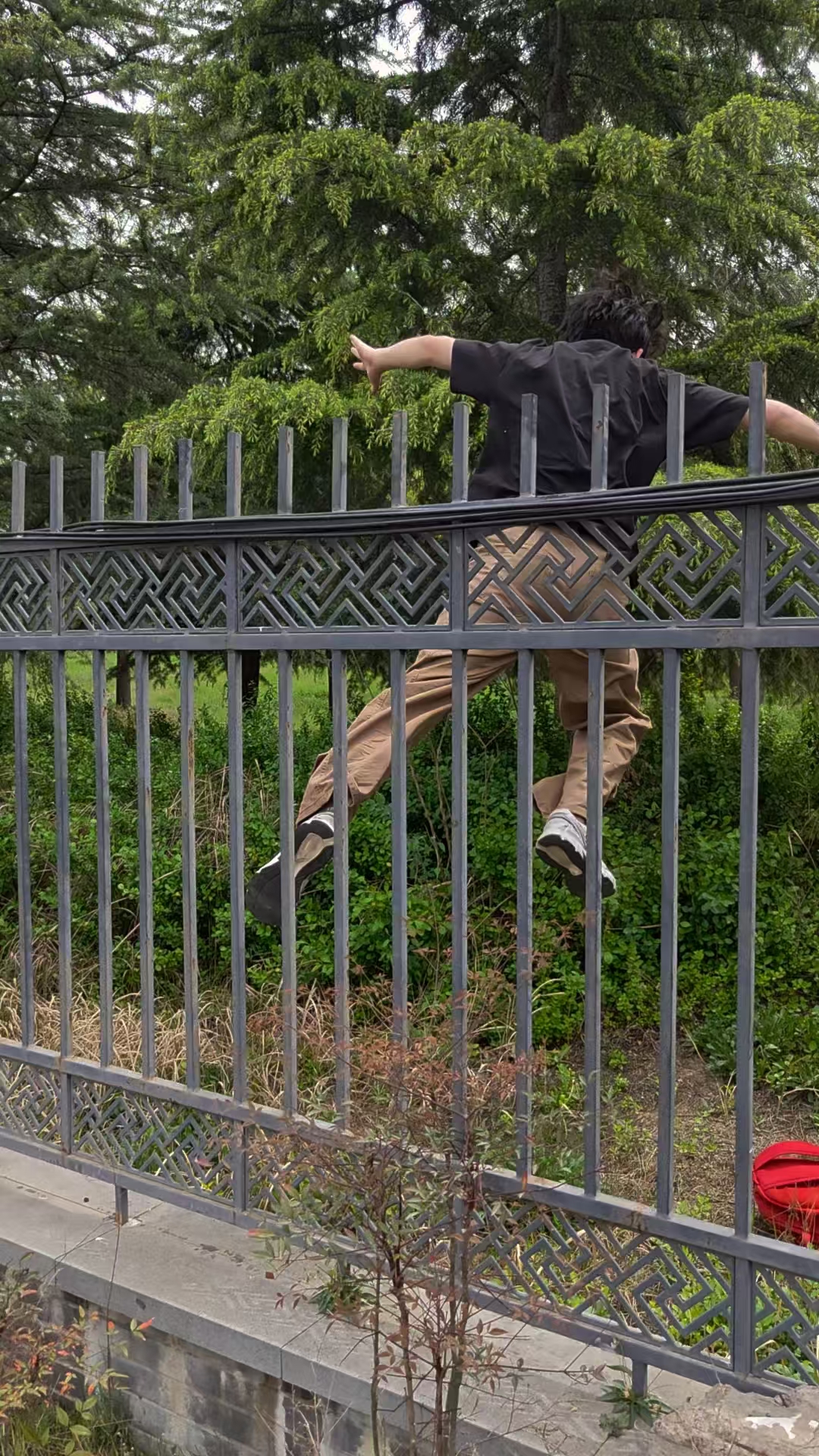 空中失衡的身体